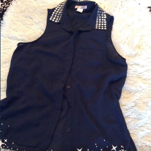 💞KATIE💞sheer top - Picture 2 of 4